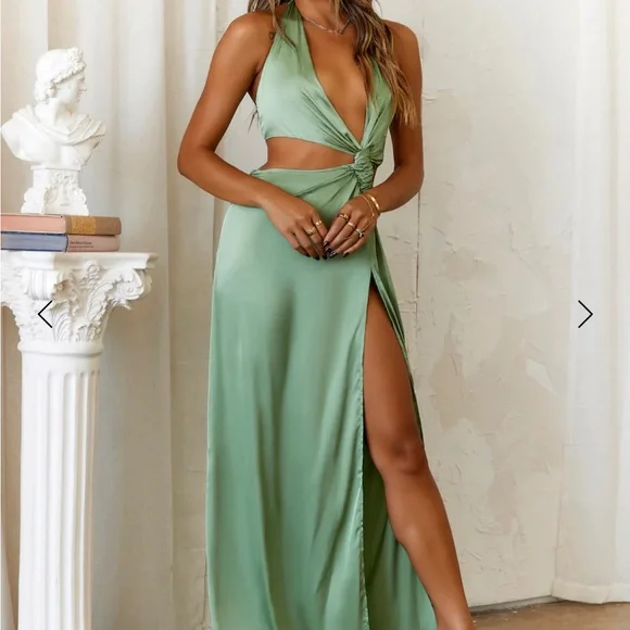 Hello Molly make them stop and stare dress - Picture 3 of 8